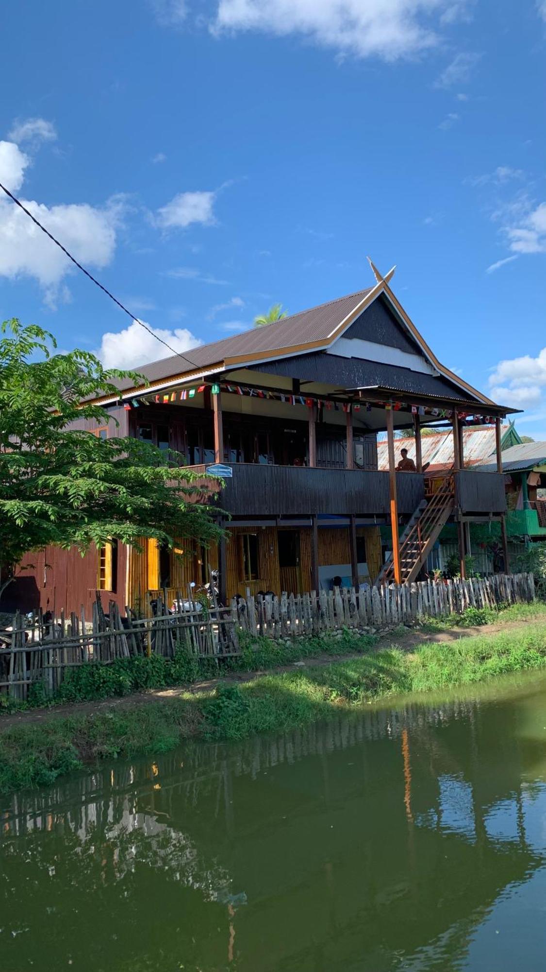 Nasrul House Homestay For Backpackers Maros Eksteriør bilde